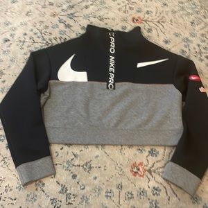 Nike crop crewneck